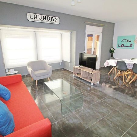 Centrico Y Espacioso Piso En Barrio Tranquilo Alicante Exterior foto